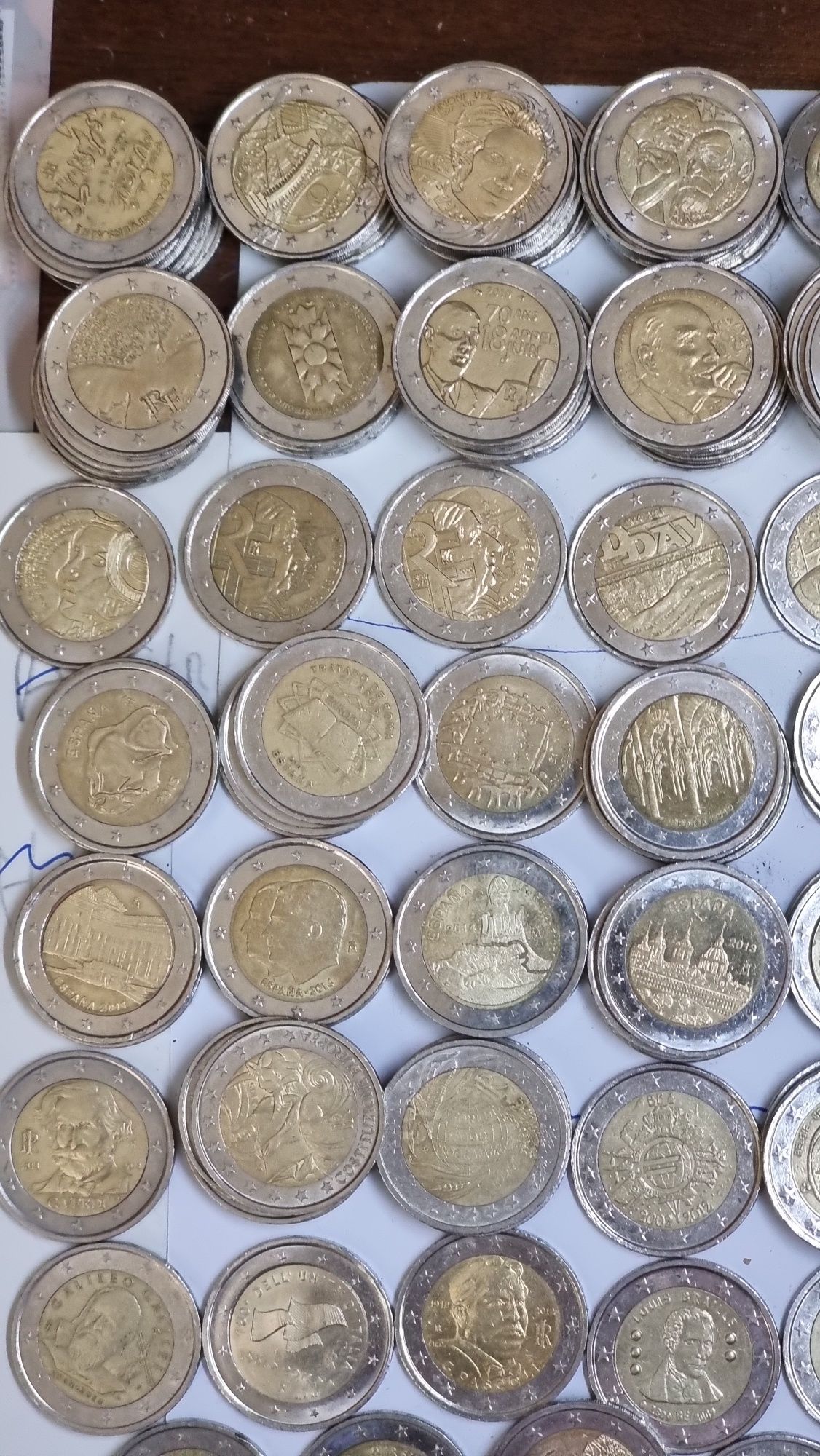 250 moedas de 2 euros