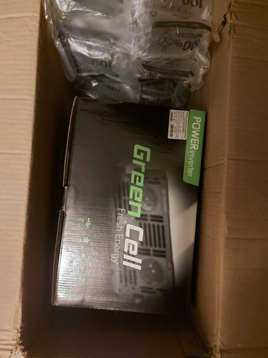 Чистый синус . Инвертор. Green Cell. 2000/4000Вт. 12 v - 230v.Наличие.