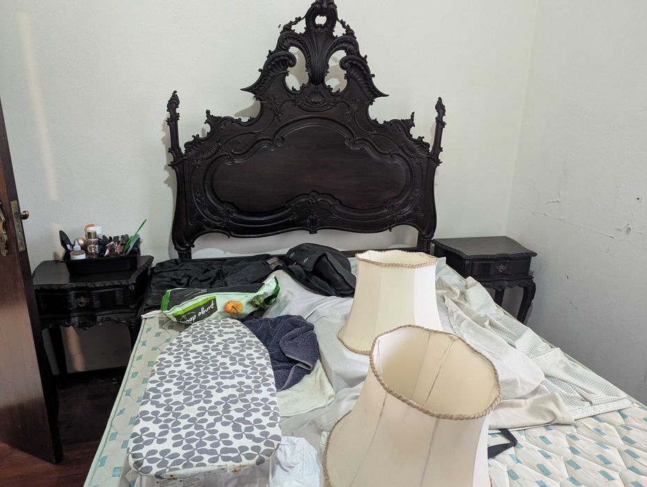 Conjunto de quarto antigo – inspiração estilo D. José / Rococó
