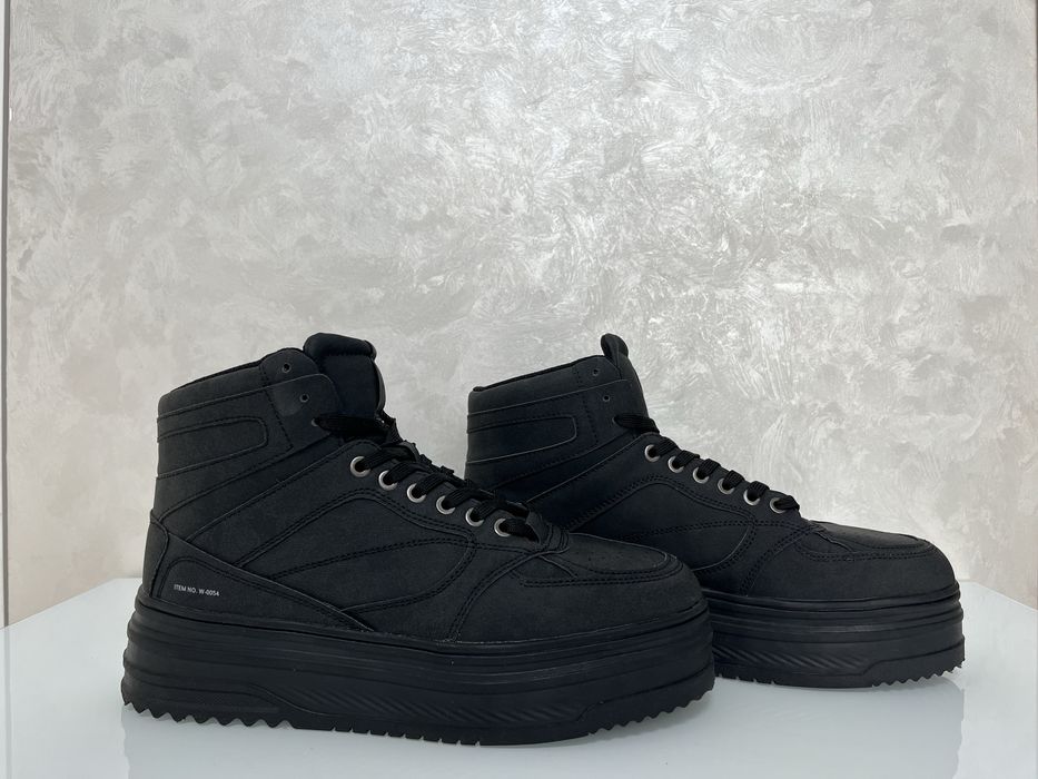 Чоловічі черевики (нові)