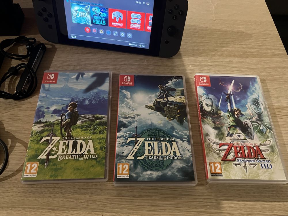 Nintendo Switch V2 + 3 gry