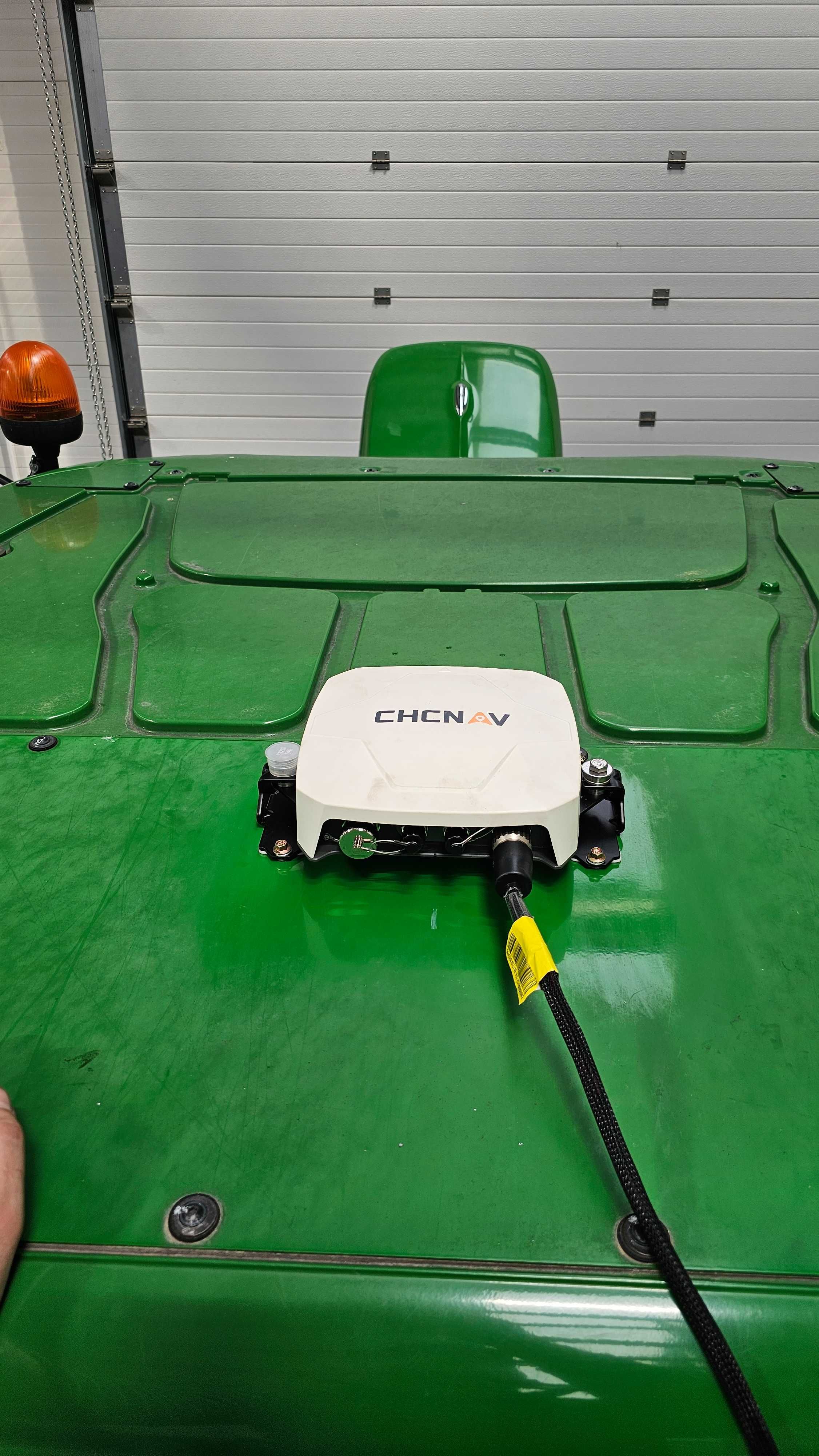 Nawigacja rolnicza CHCNAV sprzedaż i montaż RTK 2,5cm GPS