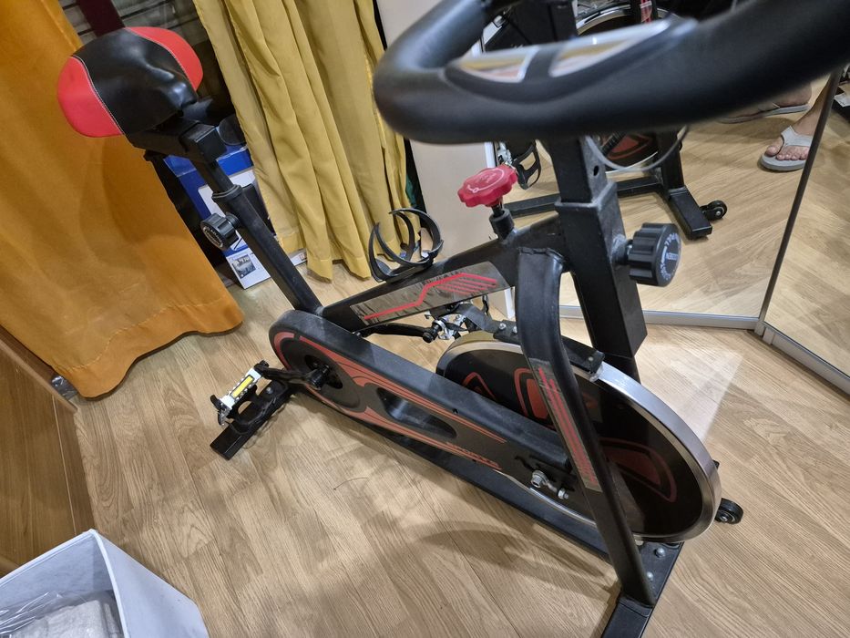 Bicicleta cicling ginasio