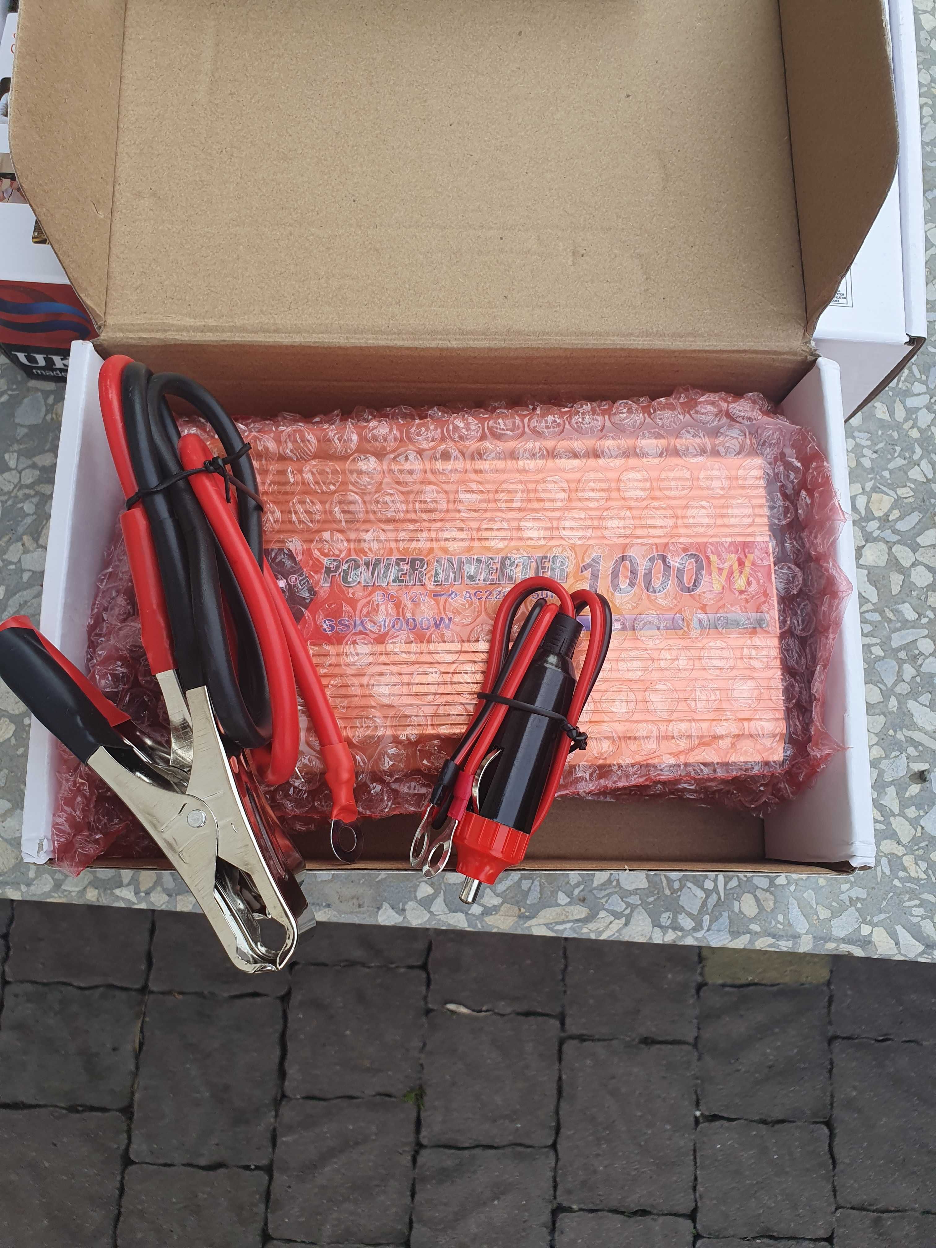 Перетворювач напруги інвертор струму UKC з 12V на 220V  2000W