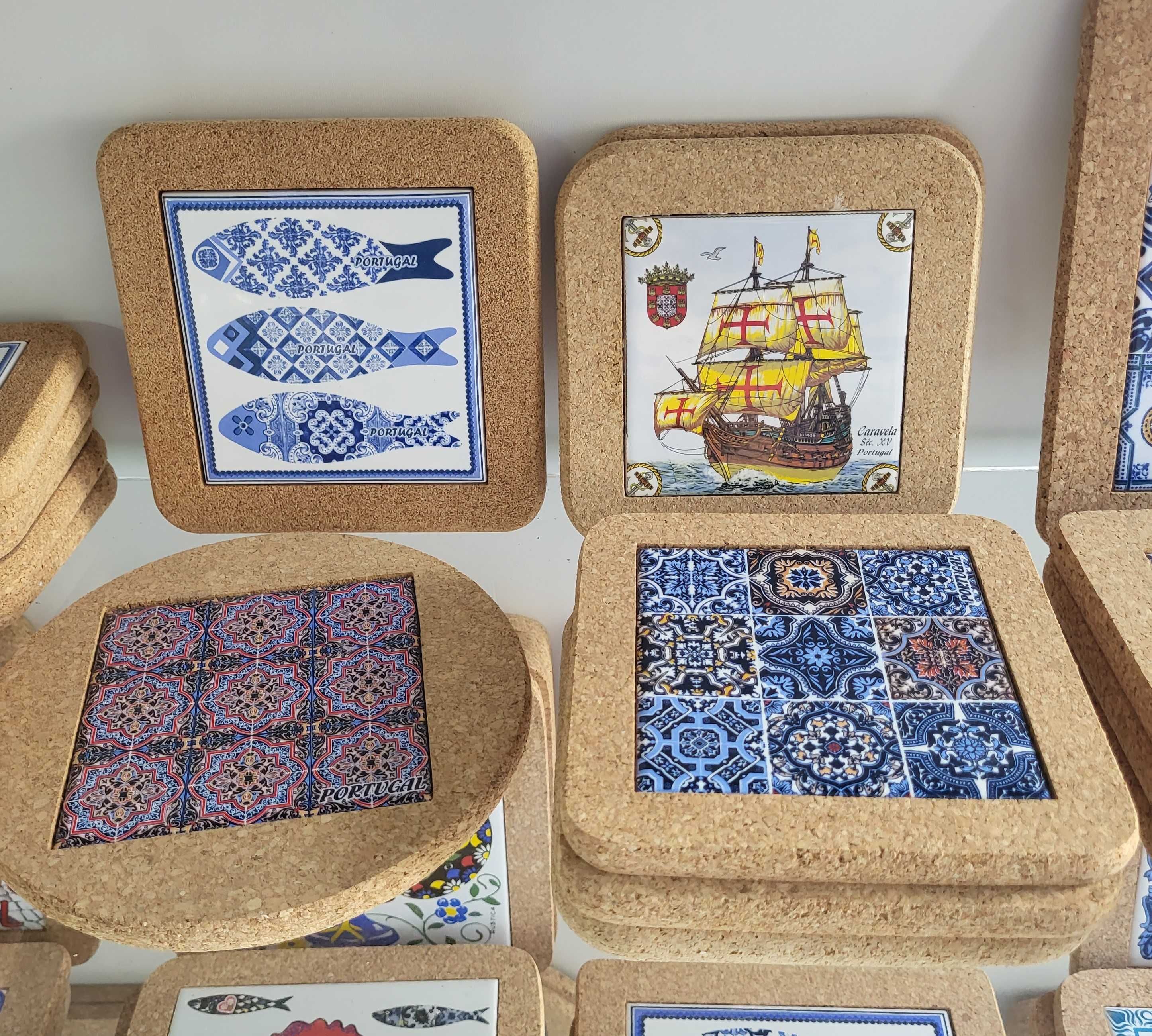 Bases de Cortiça com Azulejo, Bases de quentes e frios