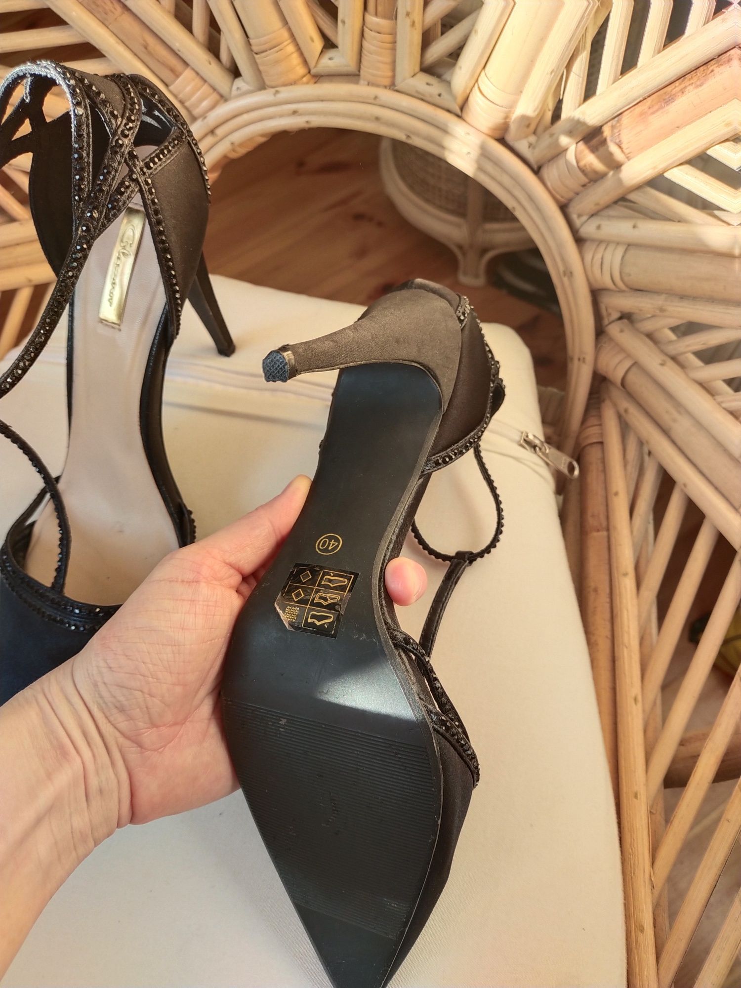 Buty na obcasie Glamour
