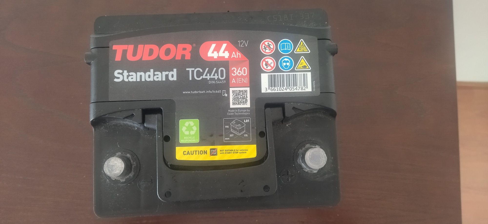 Bateria Tudor Standard TC440 44Ah 12v