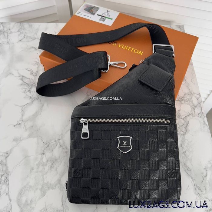 Чоловіча шкіряна сумка слінг Louis Vuitton мужская кожаная