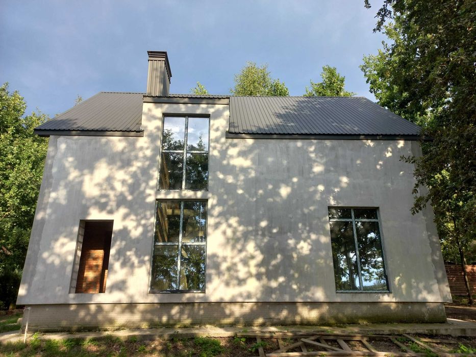 Коттедж 148 кв.м + ділянка 9,5 соток у с. Дмитрівка