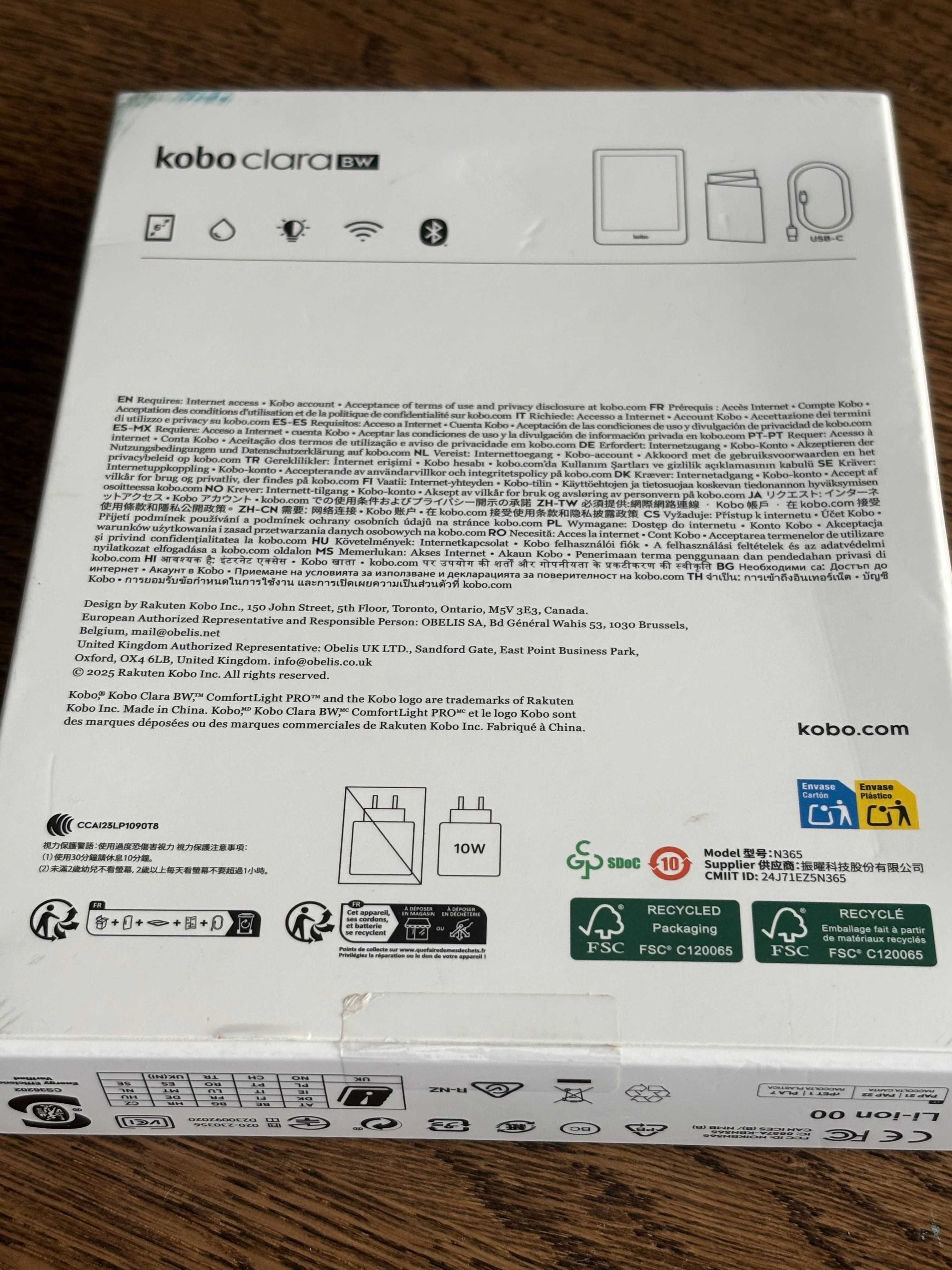 KOBO Clara B&W -