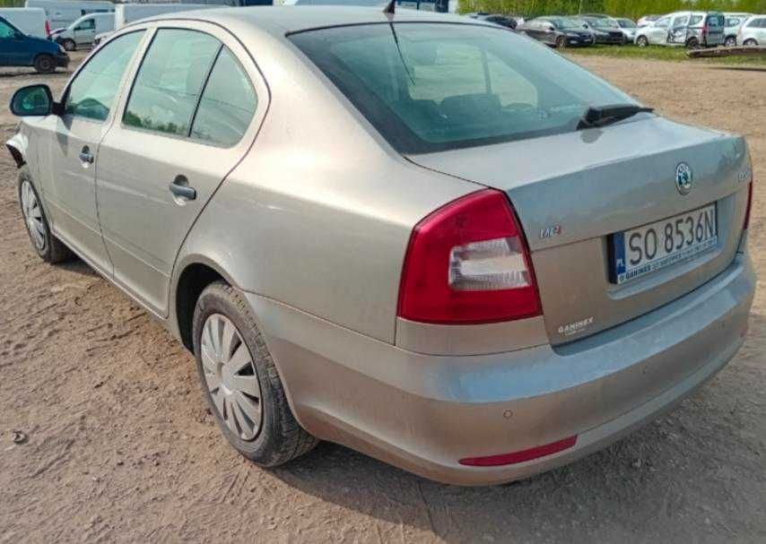 Skoda Octavia 2010 1.6 uszkodzona