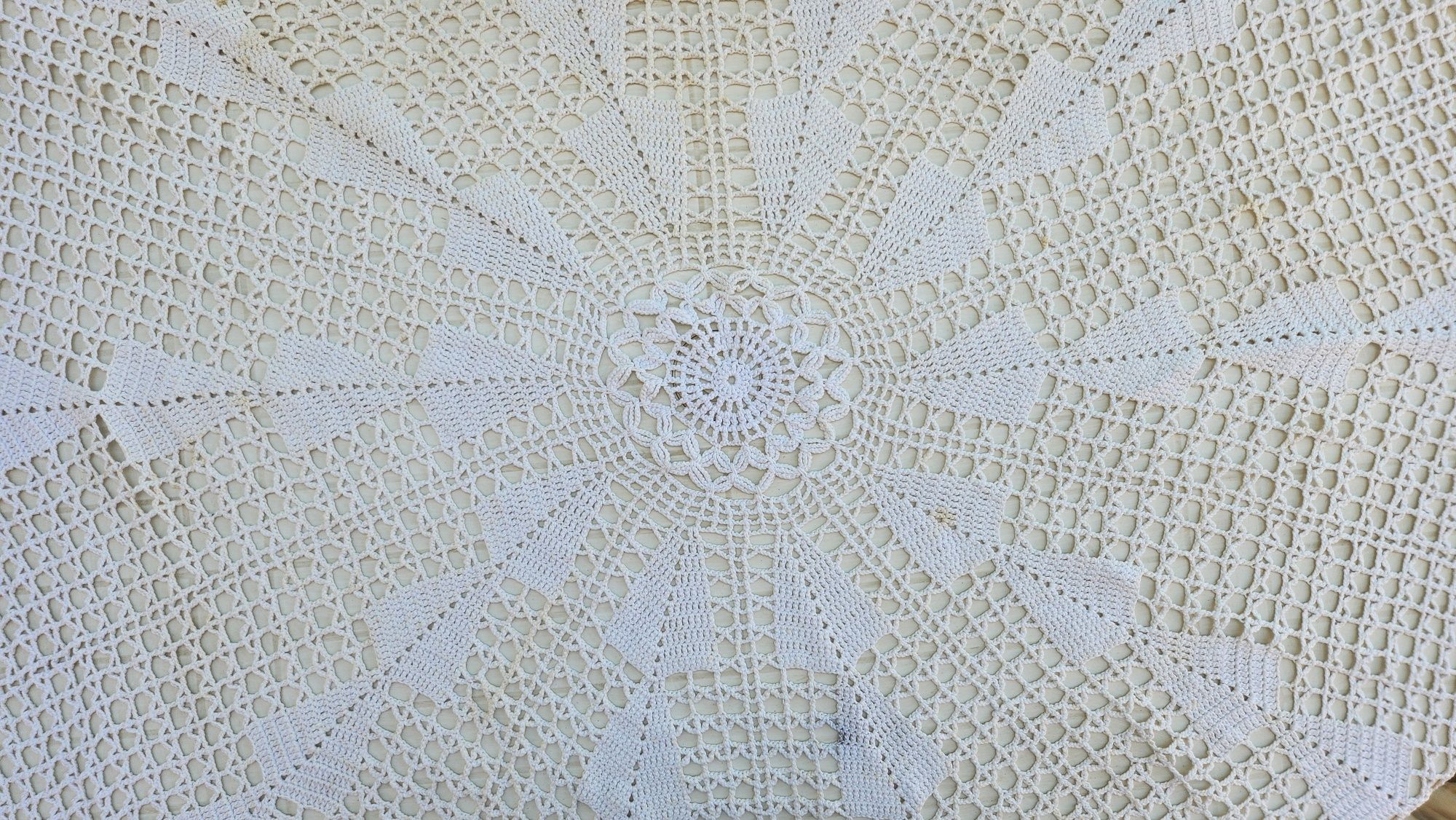 Toalha de mesa em renda