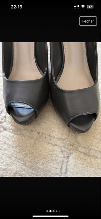 Sapatos cunha cinzentos ZARA