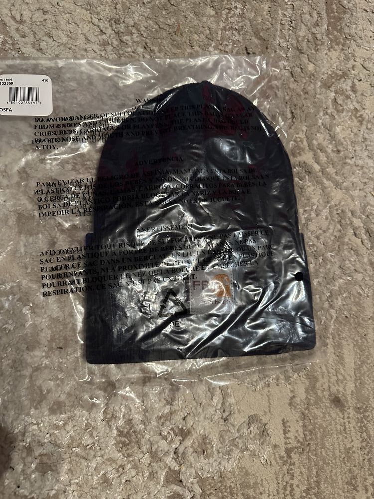 Оригінальна шапка Carhartt, нова, повне пакування