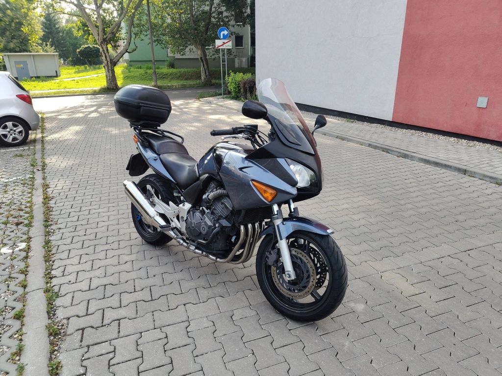 Sprzedam Hondę CBF 600s