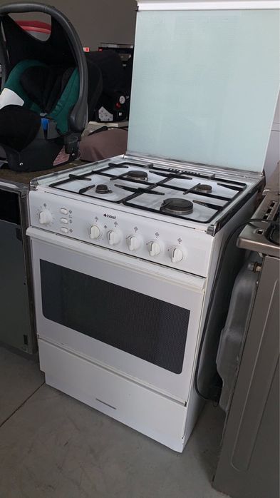 Варильна панель Indesit газова з Німеччини.