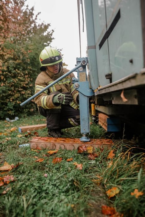 Домкрат. Weber hydraulic Buffalo B10