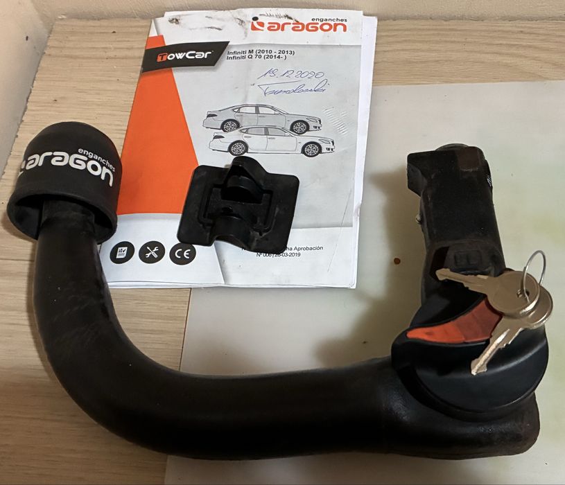 Kula haka holowniczego wypinany Infiniti M, Q70,