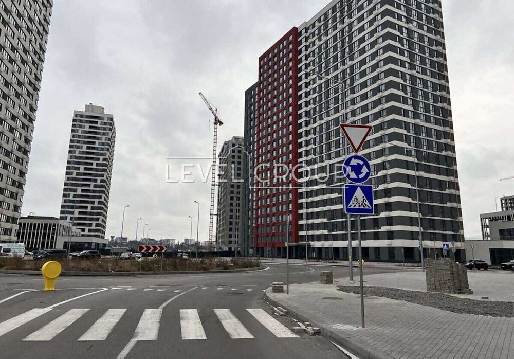 Продаж 3-к квартири в ЖК Варшавський 3,буд. 10.2, Подільський район