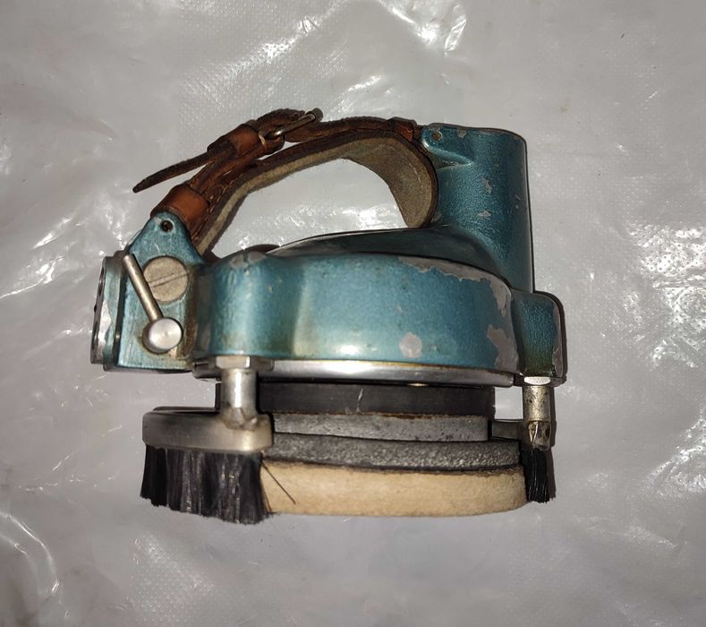 Пневматическая шлифмашина