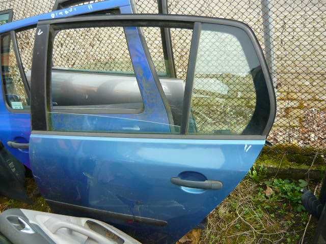 VW Golf V drzwi lewe tylne tył
