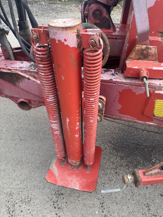 Pronar T185 hakowiec przyczepa do kontenerow