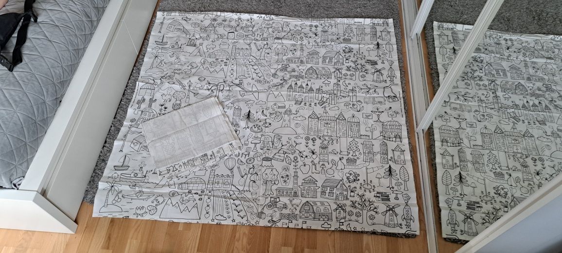 Zasłony/ zasłonki Ikea, biało- czarne, dziecięce wzory, rysunki.