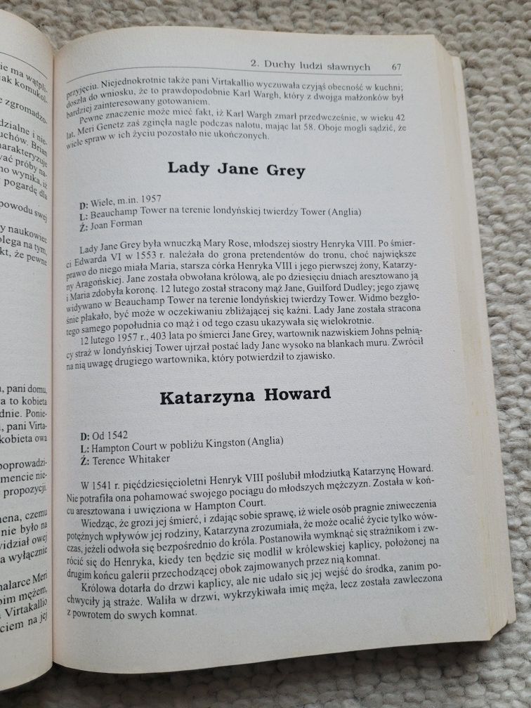 Książka John i Anne Spencer Księga duchów, zjawiska paranormalne