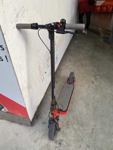 Vendo trotinete elétrica ninebot com carregador