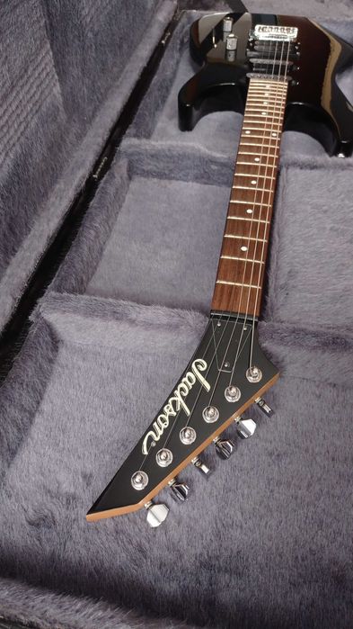 Jackson JS20 BLK Dinky + Futerał