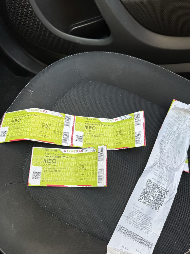 3 Bilhetes Físicos Rauw Alejandro 100€
