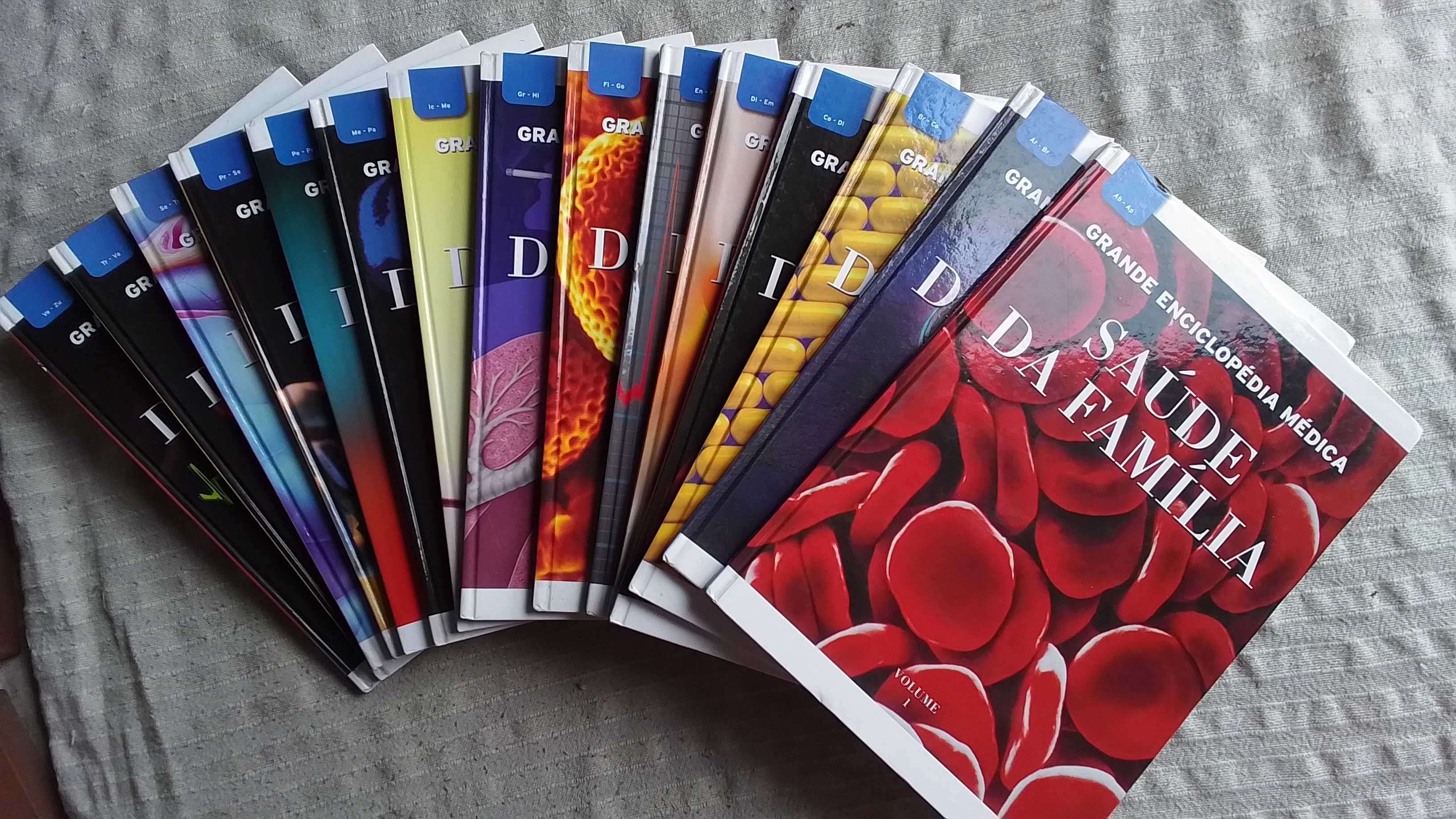 Grande Enciclopédia Médica "SAÚDE DA FAMÍLIA" - coleção de 15 volumes