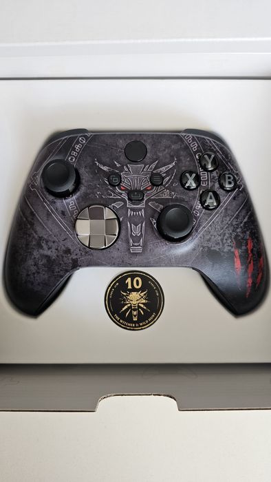 Kontroler XBOX The Witcher 3 10th Anniversary Specialon
Edition