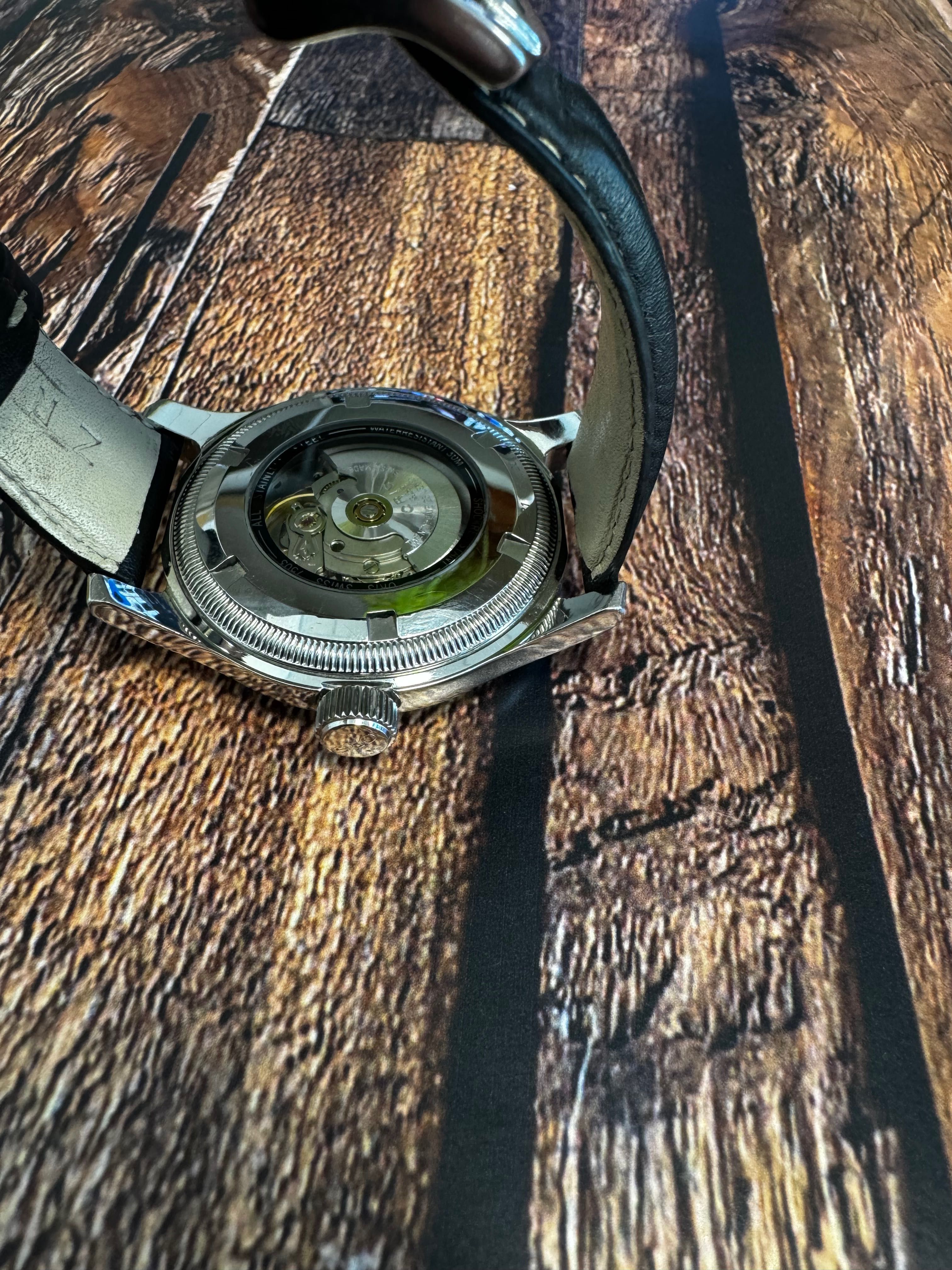 Oris  Big Crown Pointer date 654