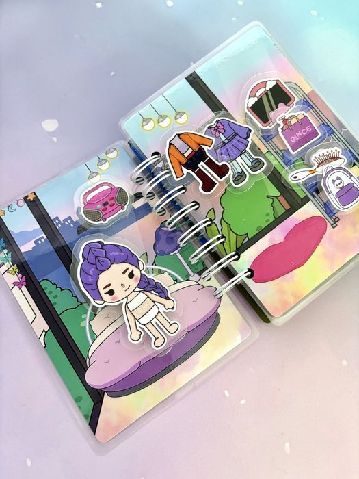 Książeczka z elementami na rzepy K-Pop demon hunters w stylu Toca Boca