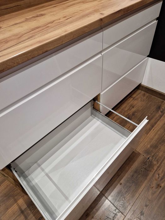 Meble kuchenne + okap i zlewozmywak