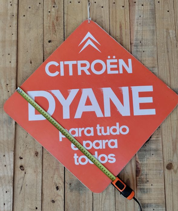 Antiga placa de publicidade Citroen Diane e GS