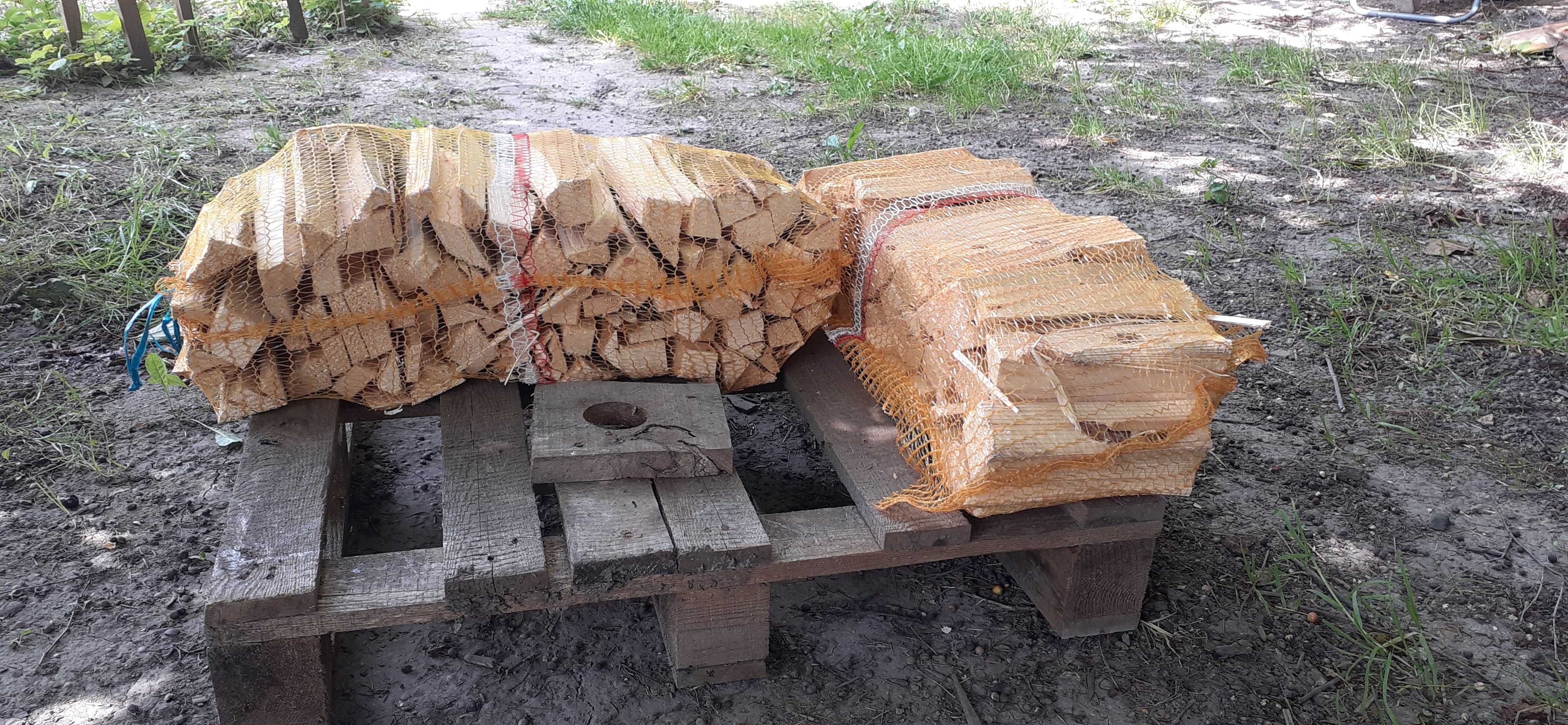 Drewno drzewo rozpałkowe duże worki.