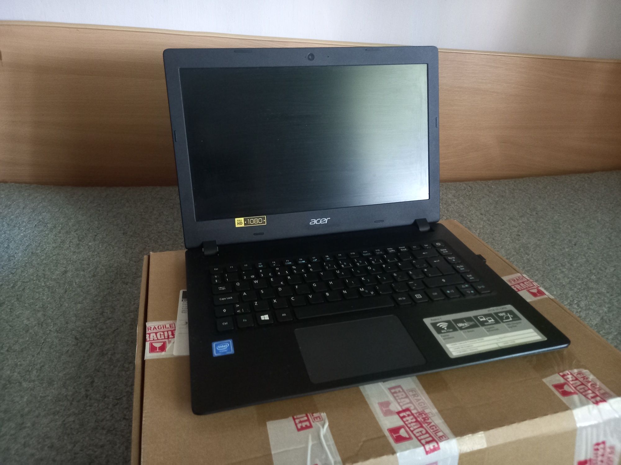 acer a114-31  celeron 3350/4 ddr3/64Gb