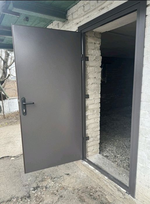 Вхідні металеві двері від виробника/технічні двері/Доставка