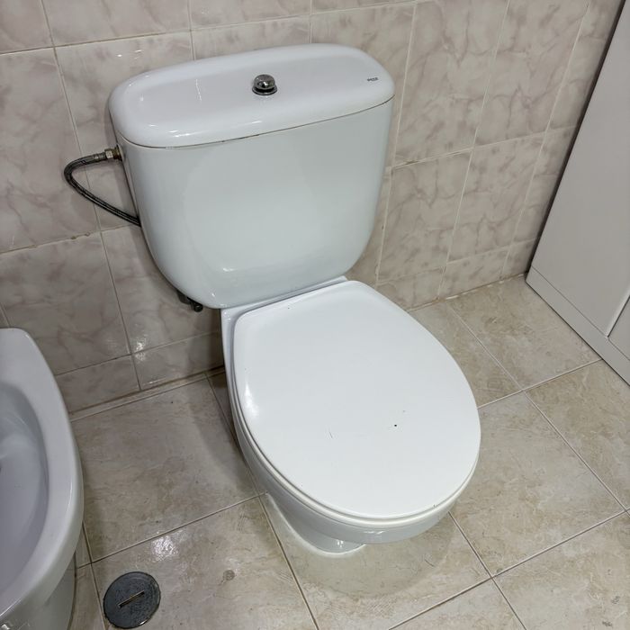 Sanita Retrete Marca Roca em bom estado