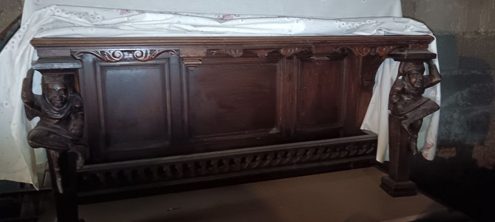 Mobilia usada de sala antiga