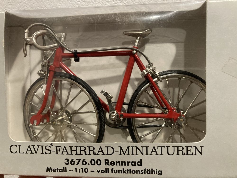 Miniaturowy rower szosowy Clavis 1:10 dla kolekcjonera i dla dekoracji