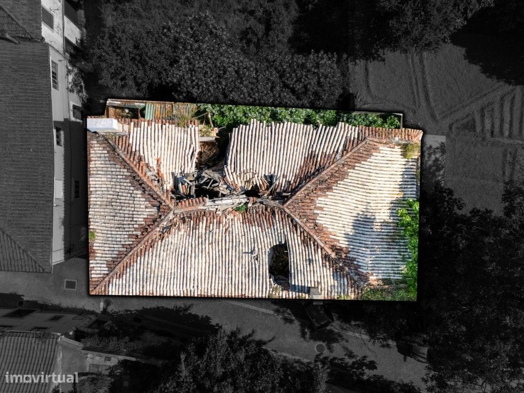 Prédio para Reabilitação no Centro Histórico de Torres Novas