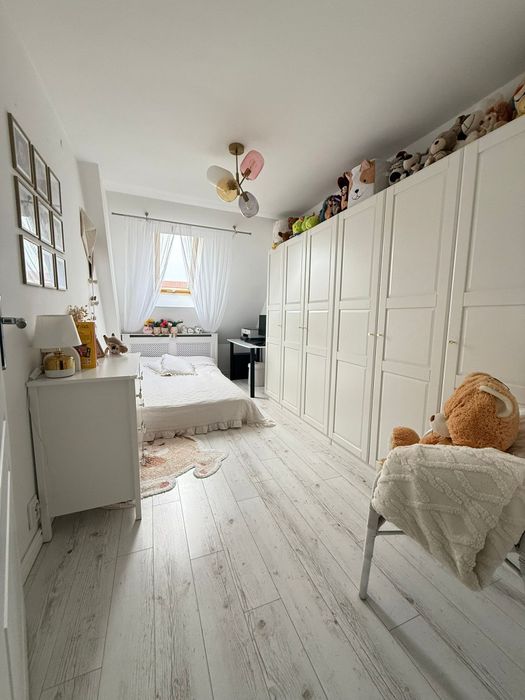 Na sprzedaz przestronne, 3-pokojowe mieszkanie