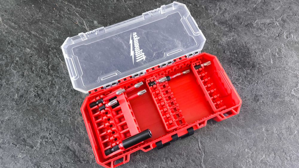 Pudełko na bity /akcesoria Milwaukee Medium Compact Case PACKOUT™