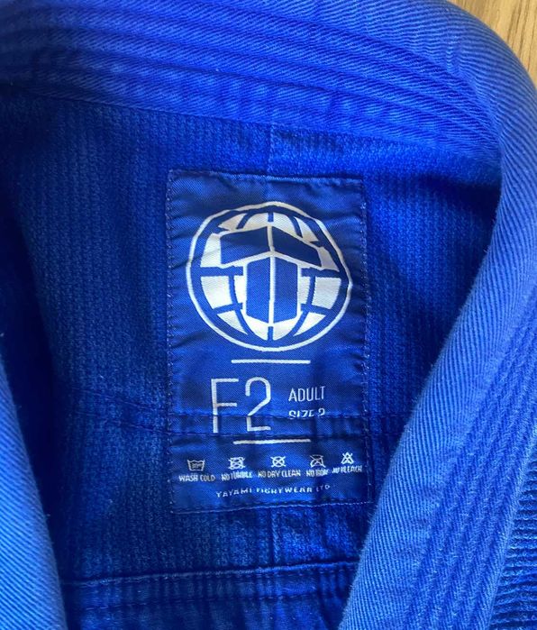 Vendo Kimono de Jiujitsu BJJ Tataimi Tamanho F2