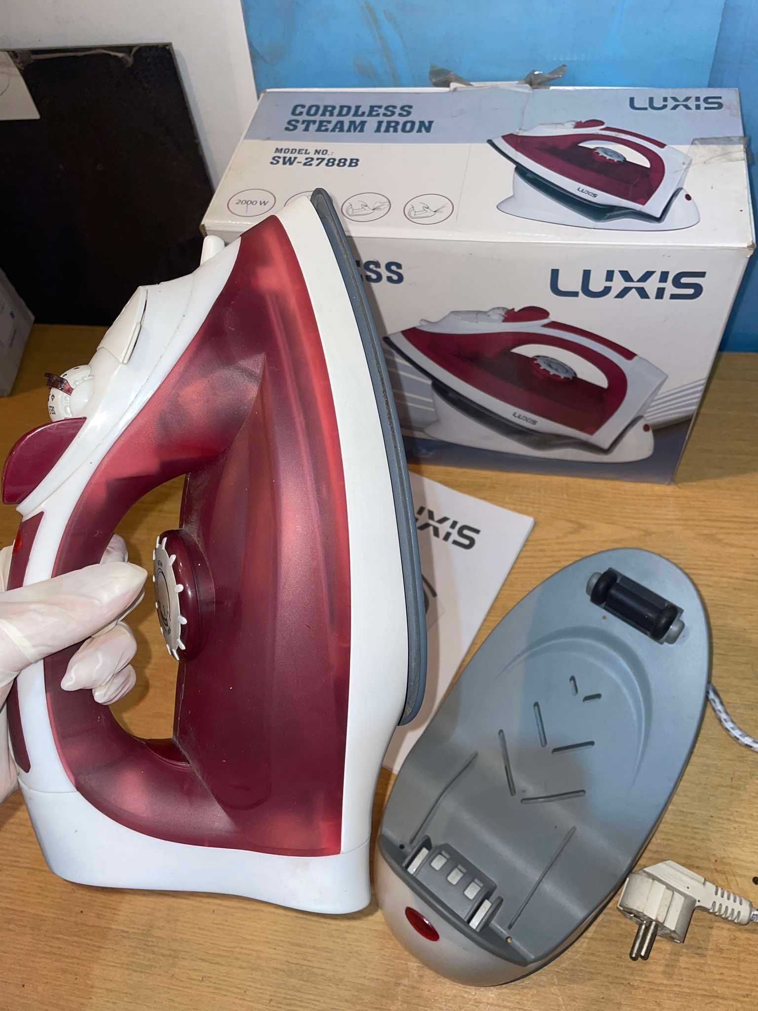 Bezprzewodowe żelazko parowe LUXIS SW-2788B – 2000W