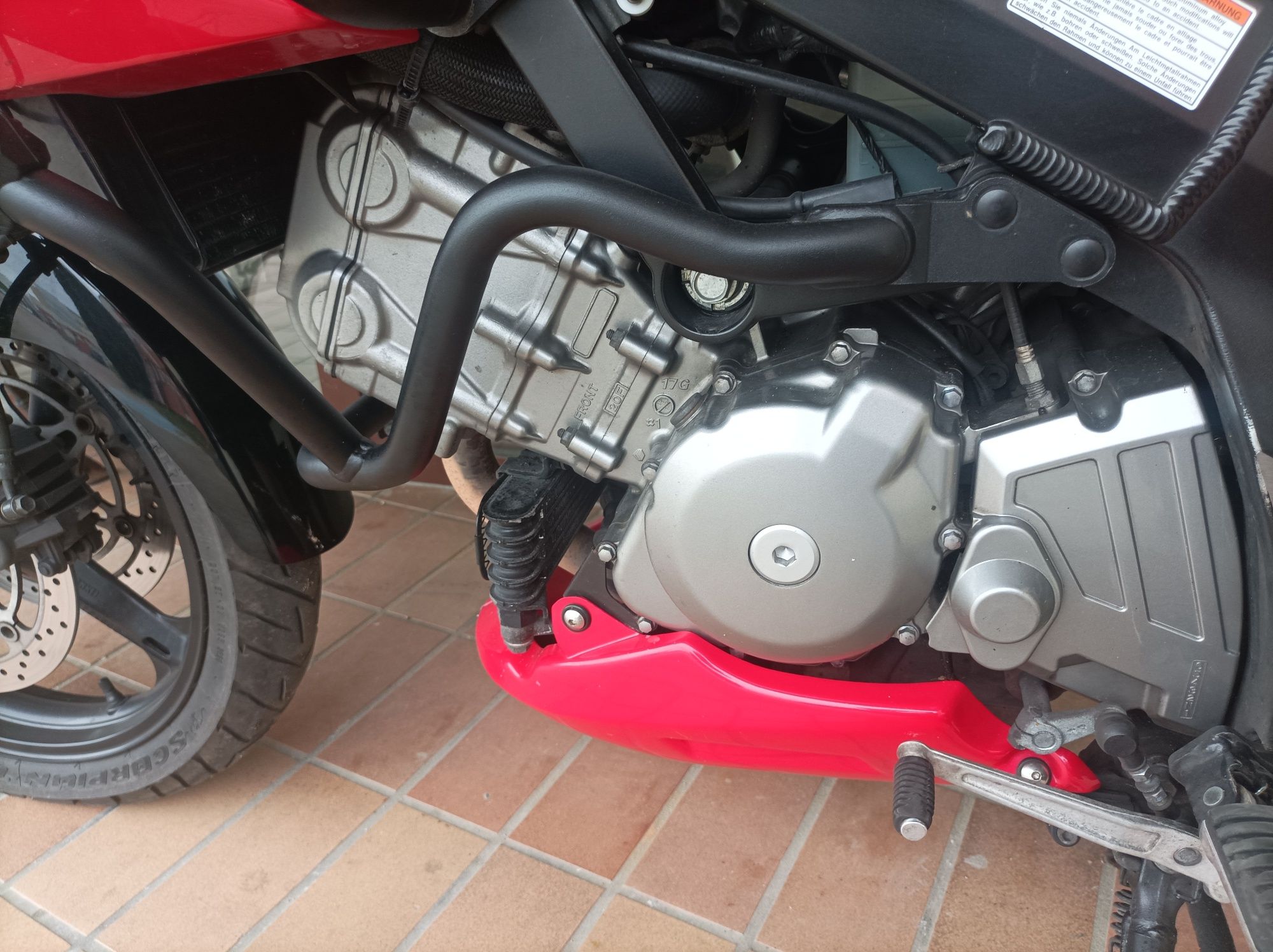 Suzuki DL650 V-STROM