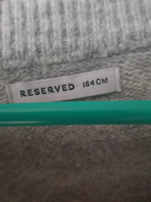 Sweter damski marki Reserved rozmiar S/M/L .